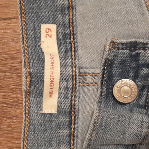 Levi Jean shorts sz 29 - Picture 2 of 3